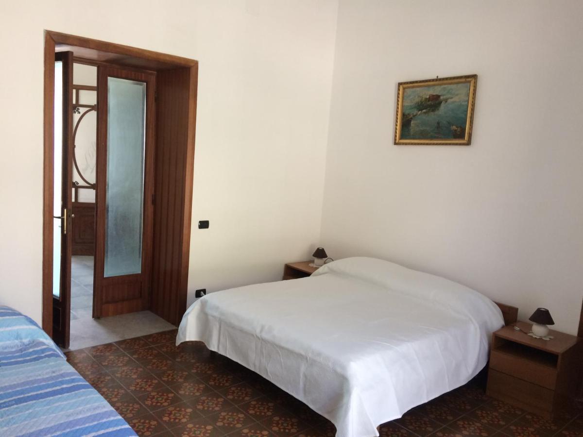 مبيت وإفطار يوتْسْوولْ The Reef House المظهر الخارجي الصورة